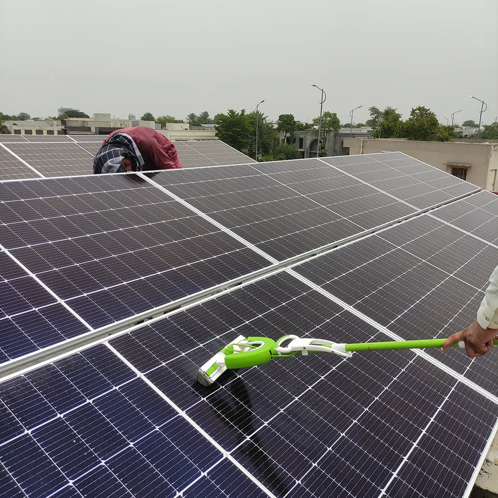 Solar panel cleaner